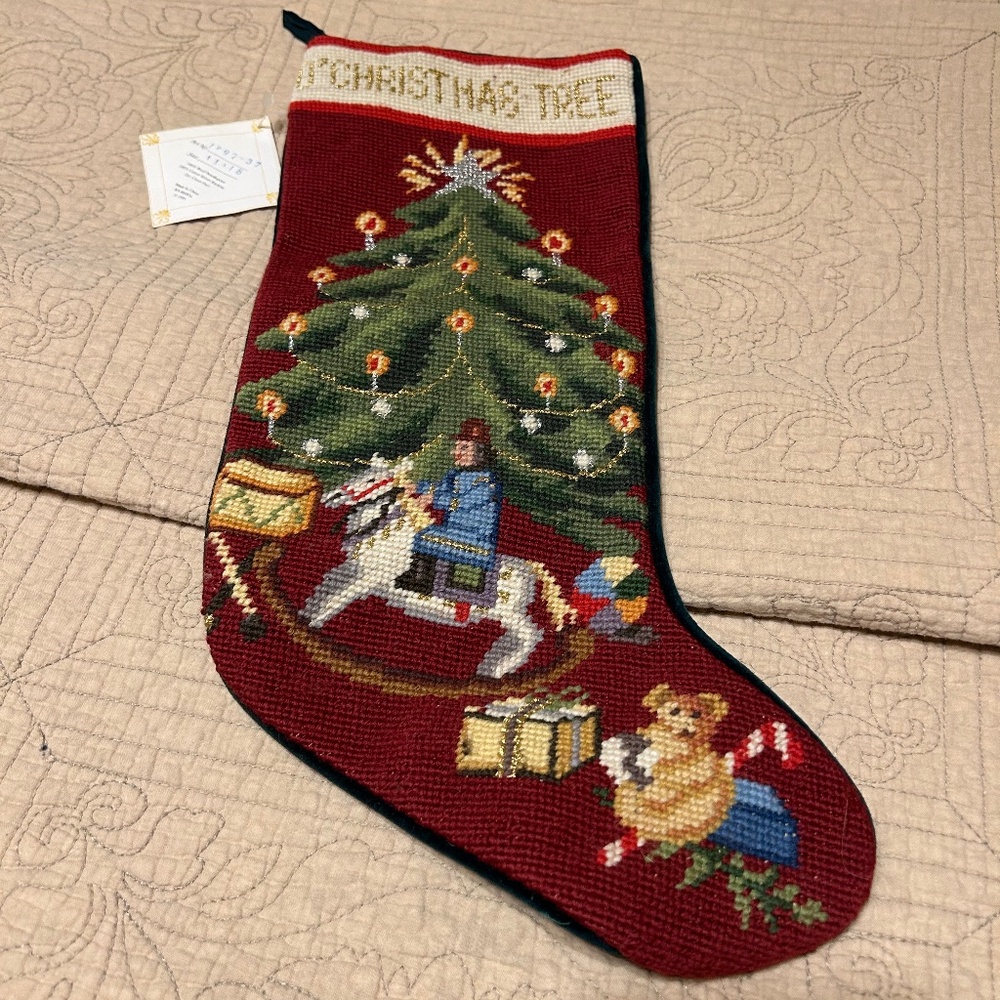 NWT Vintage 100% Wool Needlepoint O Christmas Tree from 1995